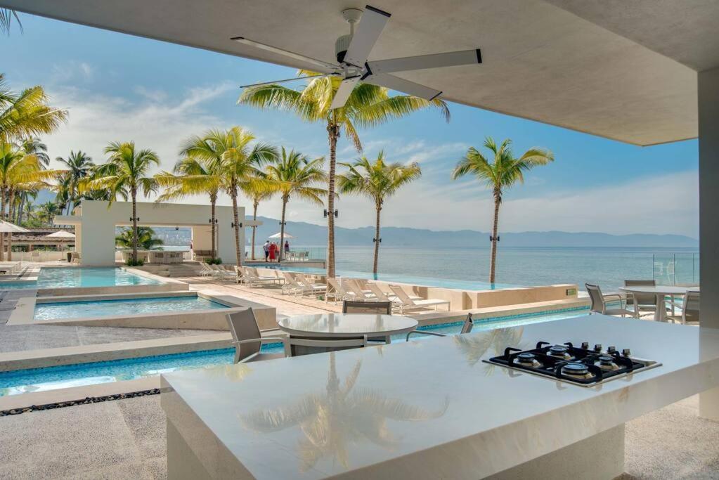 Harbor 3008 Amazing Beach Front Condo By Moikkarentals プエルトバラータ エクステリア 写真